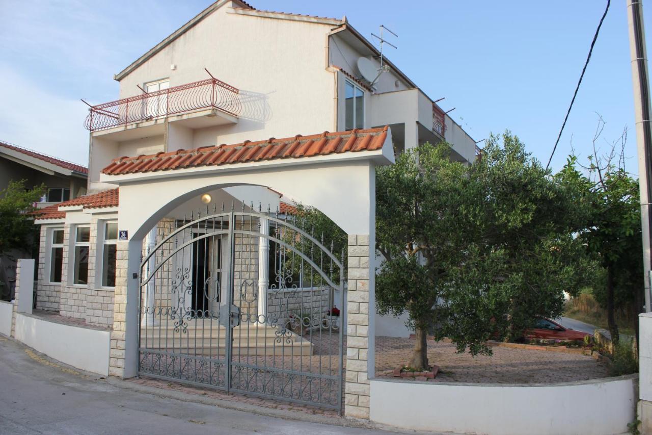 Rooms Slavica Okrug Gornji Esterno foto