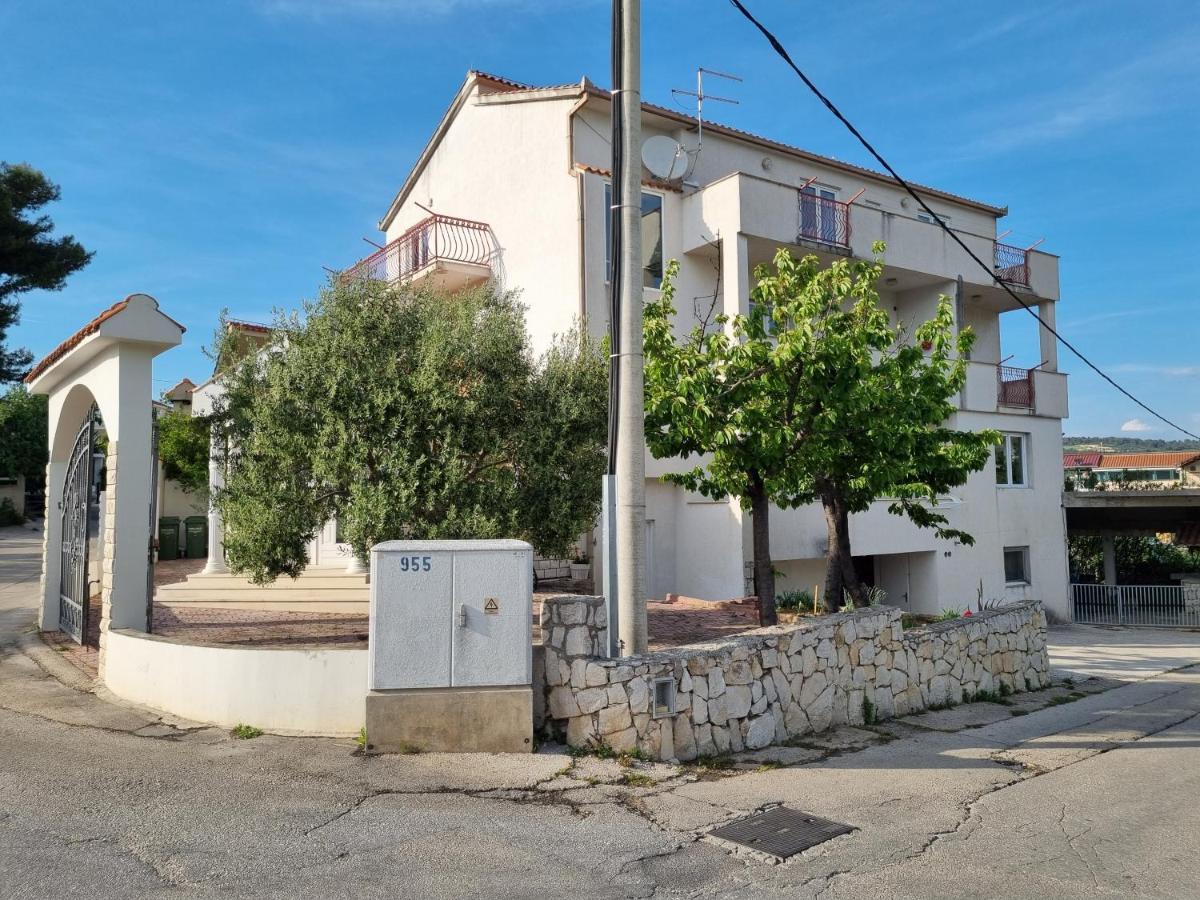 Rooms Slavica Okrug Gornji Esterno foto
