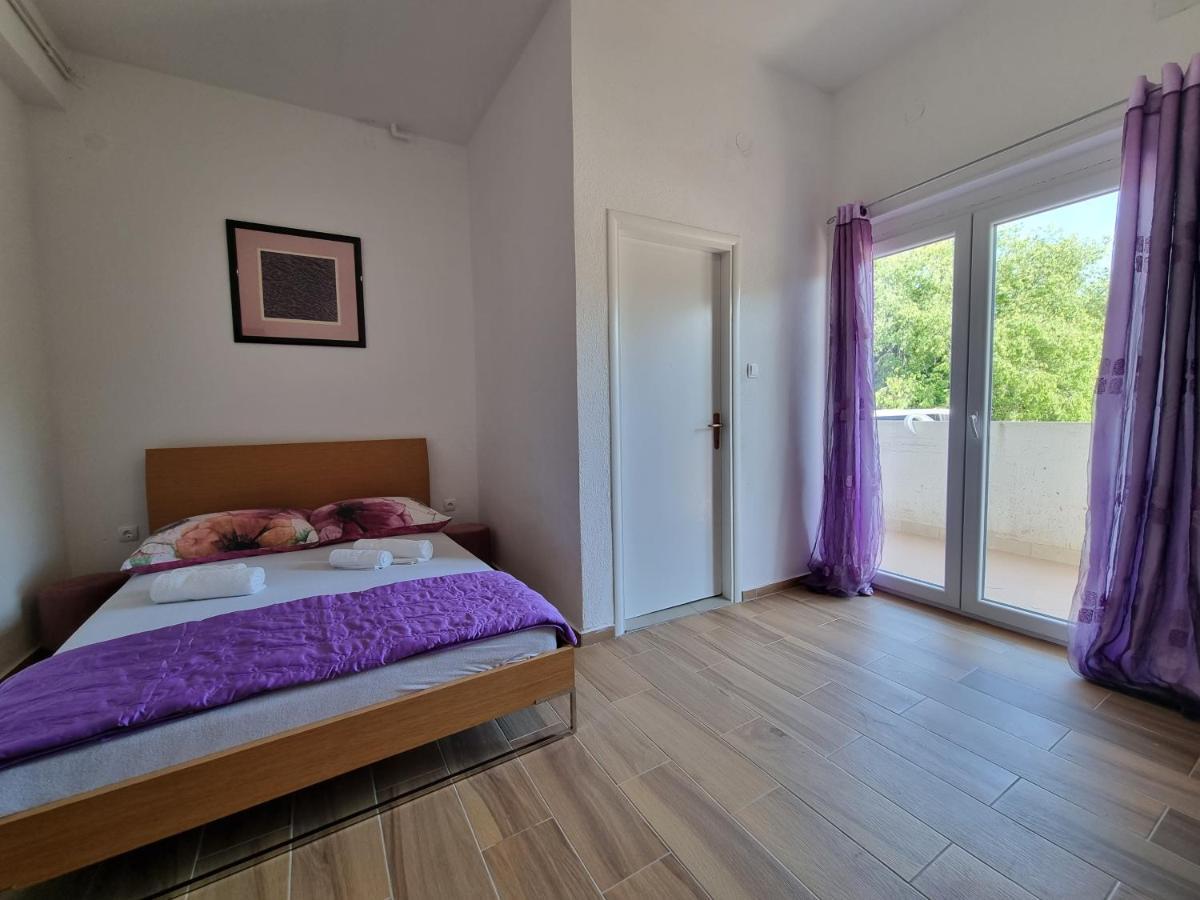 Rooms Slavica Okrug Gornji Esterno foto