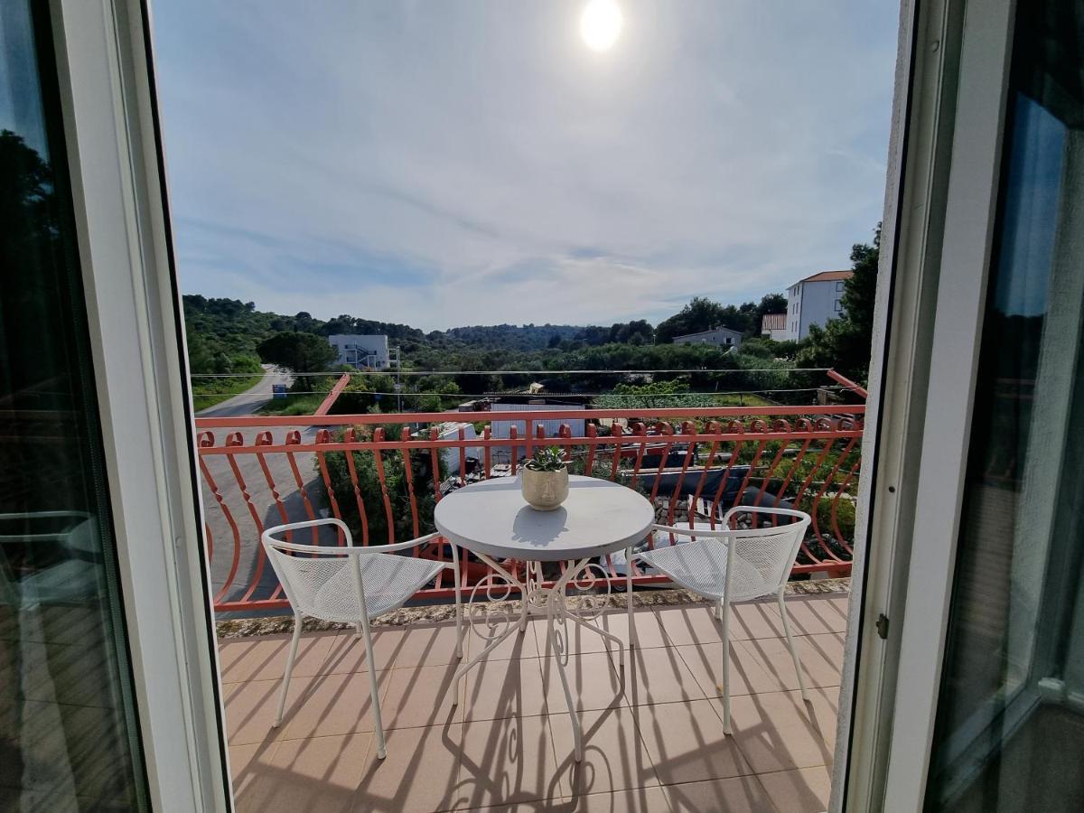 Rooms Slavica Okrug Gornji Esterno foto